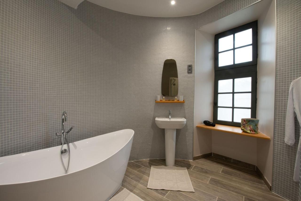 Hotel Chateau De Bernesq Zewnętrze zdjęcie