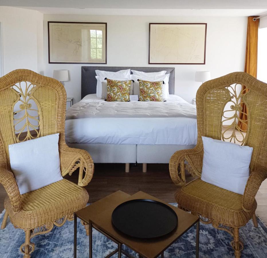 Hotel Chateau De Bernesq Zewnętrze zdjęcie
